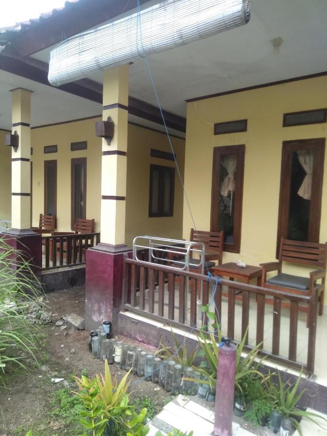 Family Bungalow Gili Meno Exterior photo
